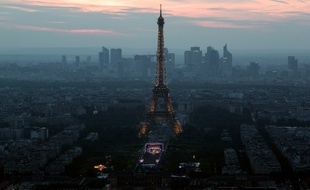 La Tour Eiffel a attiré 7 millions de visiteurs, dont 80% d'étrangers en 2015