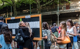 Les résultats du bac le 6 juillet à Lyon.
