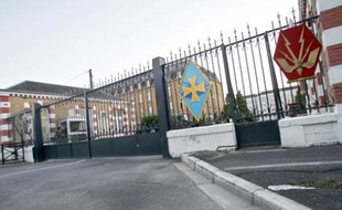 Entrée de la caserne du 3e régiment du génie de la ville à Charleville-Mézières.