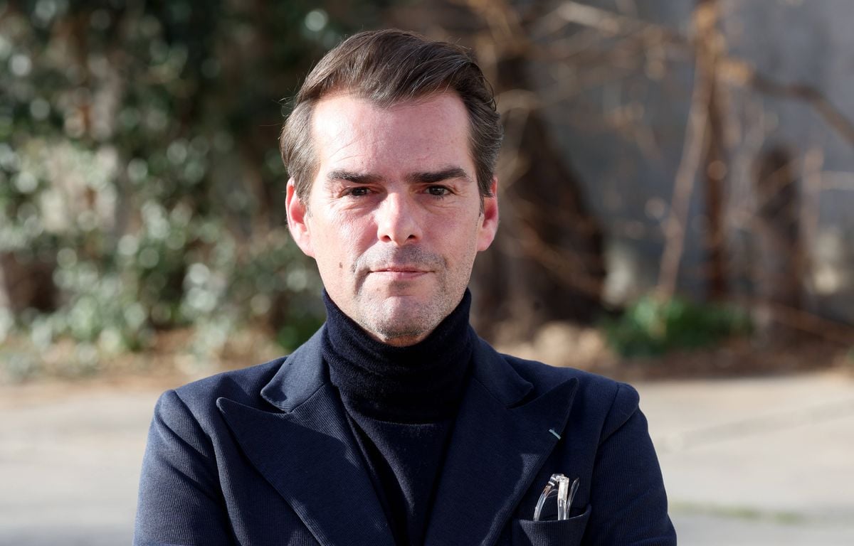 Il adopte une particule pour « se démarquer », mais la justice oblige le...