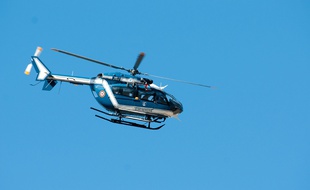 Un hélicoptère de la gendarmerie. Illustration.