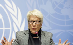Carla Del Ponte a notamment travaillé sur les crimes de guerre dans l'ex-Yougoslavie.