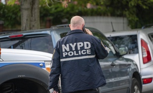 Un policer de New York (illustration).