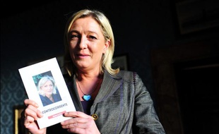 Marine Le Pen à Rome, en Italie, pour la présentation de son livre «A contre-flots» («Controcorrente» en italien), le 22 octobre 2011.