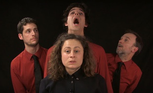 Capture d'écran de la vidéo «Atcha» des Goguettes en Trio (mais à quatre).