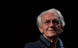 Un clip mettant en scène le physicien français Gérard Mourou fait polémique depuis quelques jours.