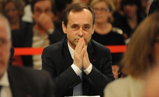 Le nouveau maire Robert Ménard lors du premier conseil municipal le 4 avril 2014 à Béziers