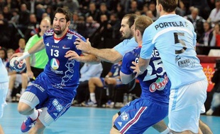 L'équipe de France masculine de handball, moins fringante que lors du premier match lundi, a tout de même pris le dessus sur l'Argentine (27-20) mercredi à Montpellier, démontrant qu'elle était parée pour le Mondial qui commence vendredi en Espagne.