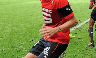 Pedro Henrique, et des mottes de terre.