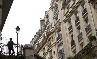 Illustration d'immeubles parisiens.