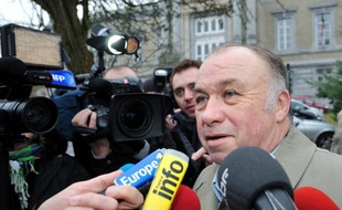 Dominique Alderweireld, alias "Dodo la Saumure" a été confronté pendant près de quatre heures à René Kojfer, ancien chargé des relations publiques du Carlton, par les juges d'instruction chargés de l'affaire de proxénétisme dite du Carlton de Lille.