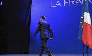 La défaite de Nicolas Sarkozy dimanche ouvre une période de fortes turbulences à l'UMP, sur la ligne politique comme sur le leadership, même si les ténors du parti espèrent préserver une certaine unité au moins jusqu'au "troisième tour" des législatives, en juin.