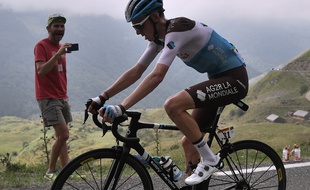 Romain Bardet dans les pentes du Soulor