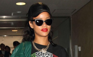 Rihanna à l'aéroport international de Tokyo au Japon le 16 août 2012.