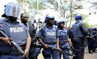 Des membres de la police en Afrique du Sud.