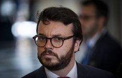 Après les conclusions de la commission TikTok, un député saisit la justice