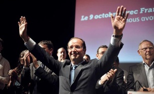 Face à un François Hollande dont il se plaît à dénoncer l'incompétence et l'irresponsabilité en matière financière, Nicolas Sarkozy devrait à nouveau se présenter en président "protecteur", seul garant du "modèle social français". Toujours au plus bas dans les sondages, il a fait de ce discours de "vérité" la clé de sa réélection en 2012.