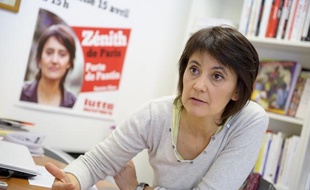 Nathalie Arthaud, le 11 avril 2012, au siège de Lutte ouvrière.
