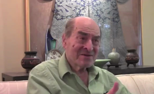 Le Dr Heimlich a mis en application sa célèbre technique de secourisme.