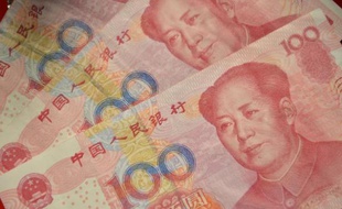 Des billets de cent yuans