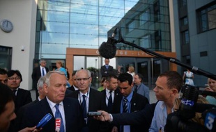 Jean-Marc Ayrault le 11 juillet 2013 à Bucarest