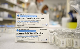 Des boites du vaccin Janssen Covid-19 de Johnson