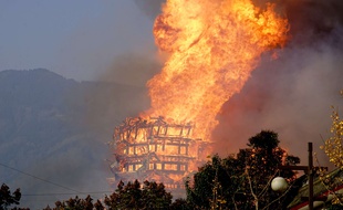 La « Lingguan Mansion », plus haute pagode bouddhiste d'Asie, a été détruite en à peine une heure.