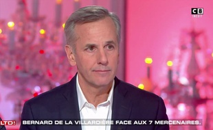 Bernard de la Villardière a assumé ses propos sur le voile tenus dans Touche pas à mon poste.