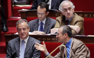L'avantage fiscal pour les jeunes mariés l'année de leur union, que le gouvernement voulait supprimer, a été rétabli mardi en commission à l'initiative du député UMP Hervé Mariton, dont l'amendement exclut cependant les pacsés et les divorcés.