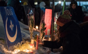 Les commémorations à Québec, juste après la tuerie dans une mosquée, le 29 janvier 2017.