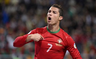 Le Portugais Cristiano Ronaldo contre la Suède, le 19 novembre 2013.