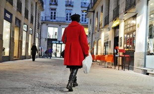 Devenues piétonnes, les rues Grétry, Suffren et Rameau ont été inaugurées hier soir.