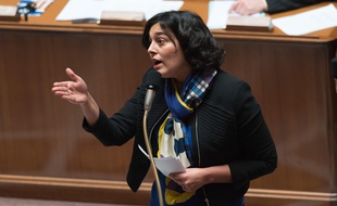 La ministre du Travail Myriam El Khomri devant l'Assemblée nationale, le 17 février 2016.