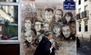 Une fresque hommage aux victimes de l'attentat contre Charlie Hebdo.