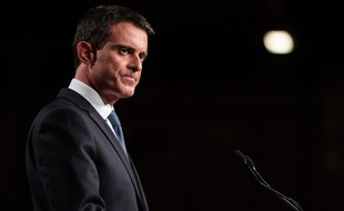 Le Premier ministre Manuel Valls, le 3 décembre 2015 en meeting à Paris.