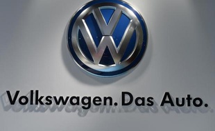 Les ouvriers d'une usine américaine de Volkswagen ont refusé de créer un syndicat au cours d'un vote très surveillé aux Etats-Unis, un revers majeur pour le mouvement syndical américain.