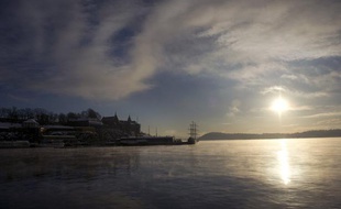 Lever de soleil sur le fjord d'Oslo.