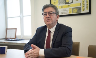 Jean-Luc Mélenchon, dans son bureau à l'Assemblée nationale, le 2 décembre 2019.