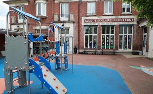 Une école à Chatou le 27 avril 2020.