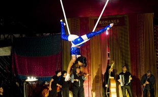 Le cirque Romanès est le sel cirque tzigane d'Europe.