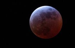 Six trucs de «pro» pour photographier l'éclipse de Lune avec son smartphone