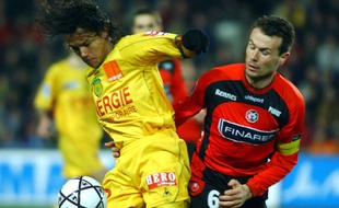 Dominique Arribagé (à d.) n'a souvent rien vu venir face au Nantes de Marama Vahirua...
