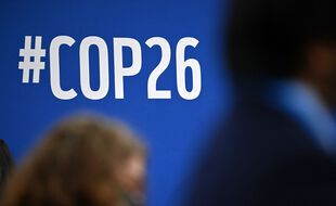 Le texte appelle les pays à avancer leurs plans de réduction des émissions de gaz à effet de serre.