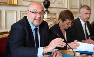 Le ministre de l'Agriculure Stéphane Travert à Nantes ce lundi/ AFP PHOTO / Fred TANNEAU