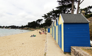 Illustration d'une plage de l'île aux Moines, dans le Morbihan.
