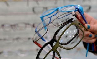 Les complémentaires santé sont incitées à plafonner le remboursement des lunettes pour enrayer "la spirale inflationniste" de l'optique