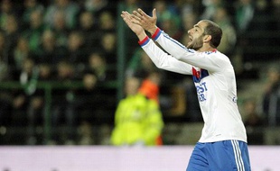 L'attaquant lyonnais Lisandro Lopez, le 17 mars 2012, à Saint-Etienne.