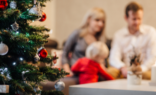 Coronavirus: un confinement en décembre pour sauver Noël ?