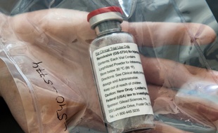 Un flacon de remdesivir, destiné à l'origine à soigner les malades d'Ebola.