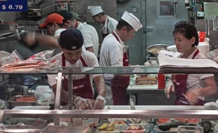 L'économie des Etats-Unis a continué de créer des emplois en septembre mais à un rythme plus modéré que prévu, selon les chiffres du secteur privé qui risquent d'être les seuls à disposition si la paralysie du gouvernement continue.